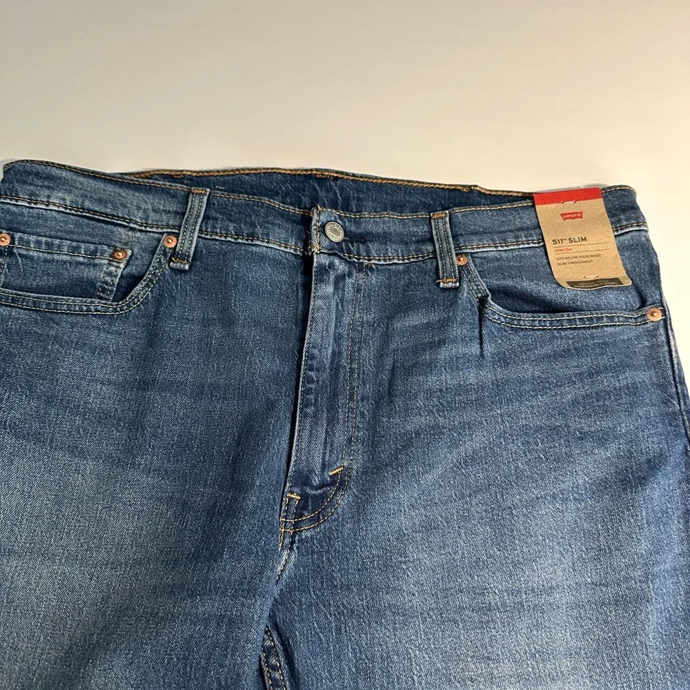 Levi's 511 Jeans in Deep Blue 38 x 32 NWT - Picture 6 of 6